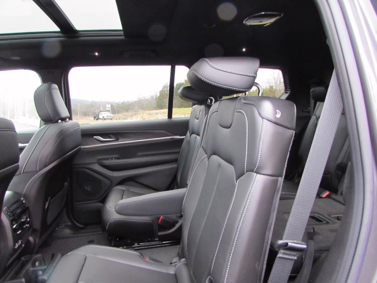 2025 Baltic Gray Metallic Clearcoat Jeep Grand Cherokee L Limited 4X4 SUV