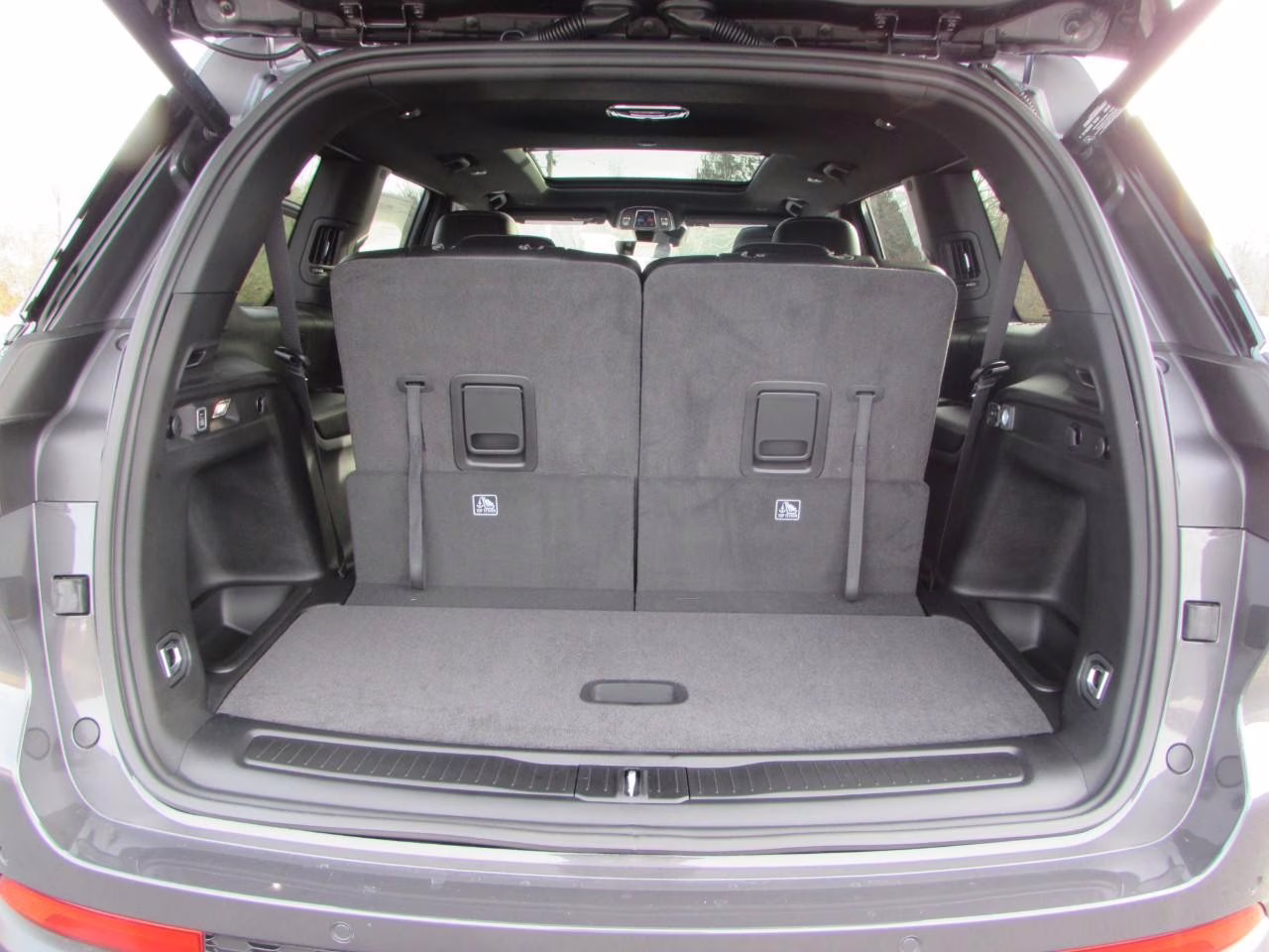 2025 Baltic Gray Metallic Clearcoat Jeep Grand Cherokee L Limited 4X4 SUV