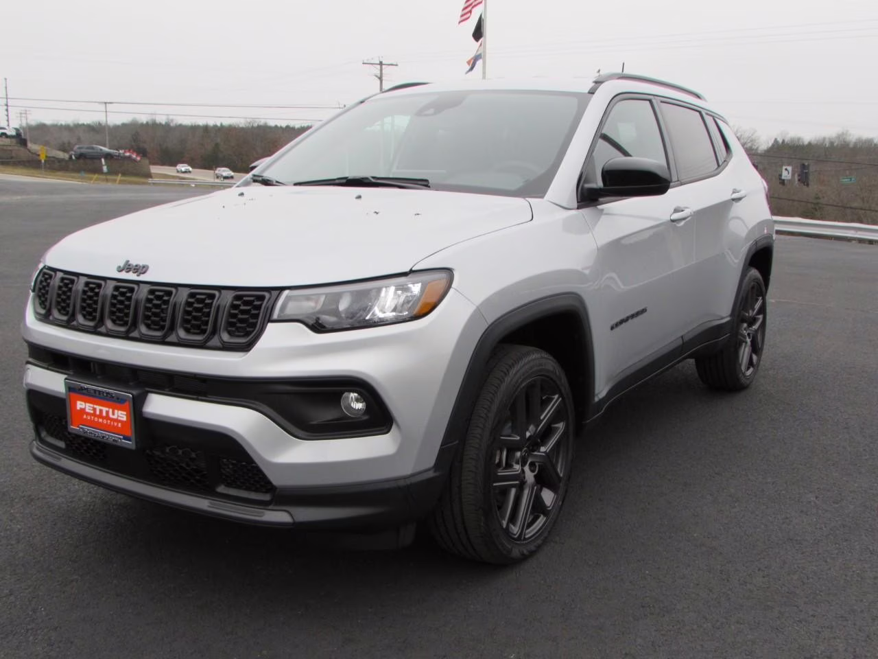 2026 Silver Zynith Metallic Clearcoat Jeep Compass Latitude 4X4 SUV