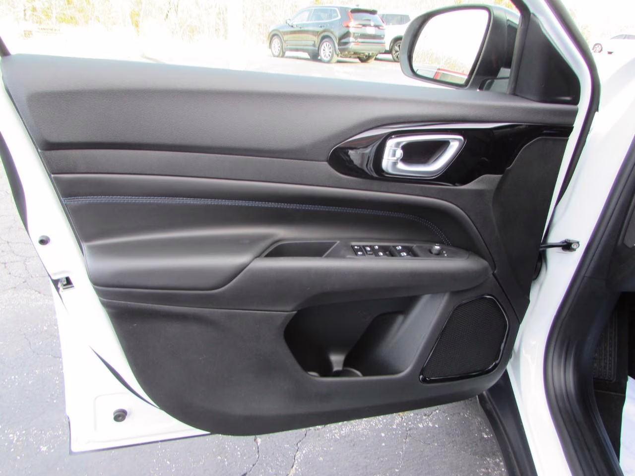 2026 Bright White Clearcoat Jeep Compass Latitude 4X4 SUV