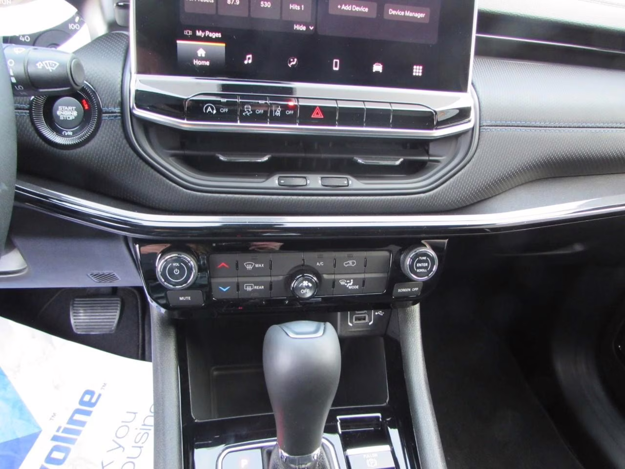 2026 Bright White Clearcoat Jeep Compass Latitude 4X4 SUV