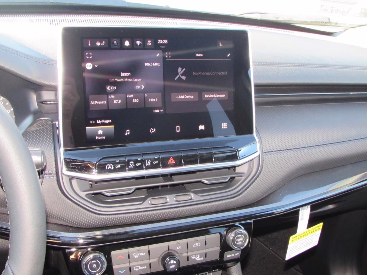 2026 Bright White Clearcoat Jeep Compass Latitude 4X4 SUV