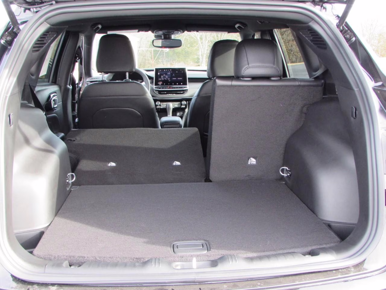 2026 Diamond Black Crystal Pearlcoat Jeep Compass Latitude 4X4 SUV