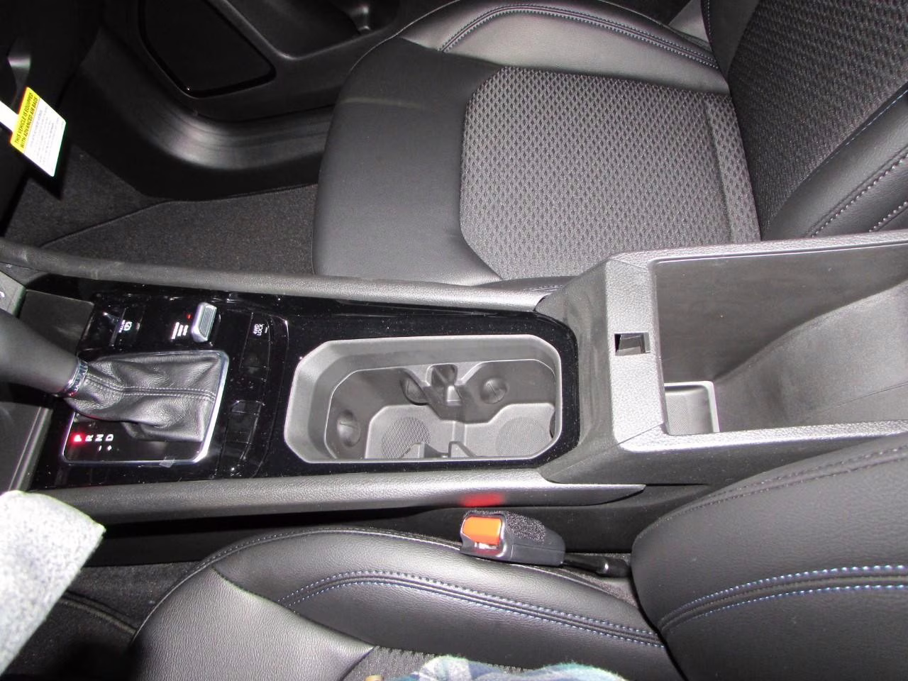 2026 Diamond Black Crystal Pearlcoat Jeep Compass Latitude 4X4 SUV