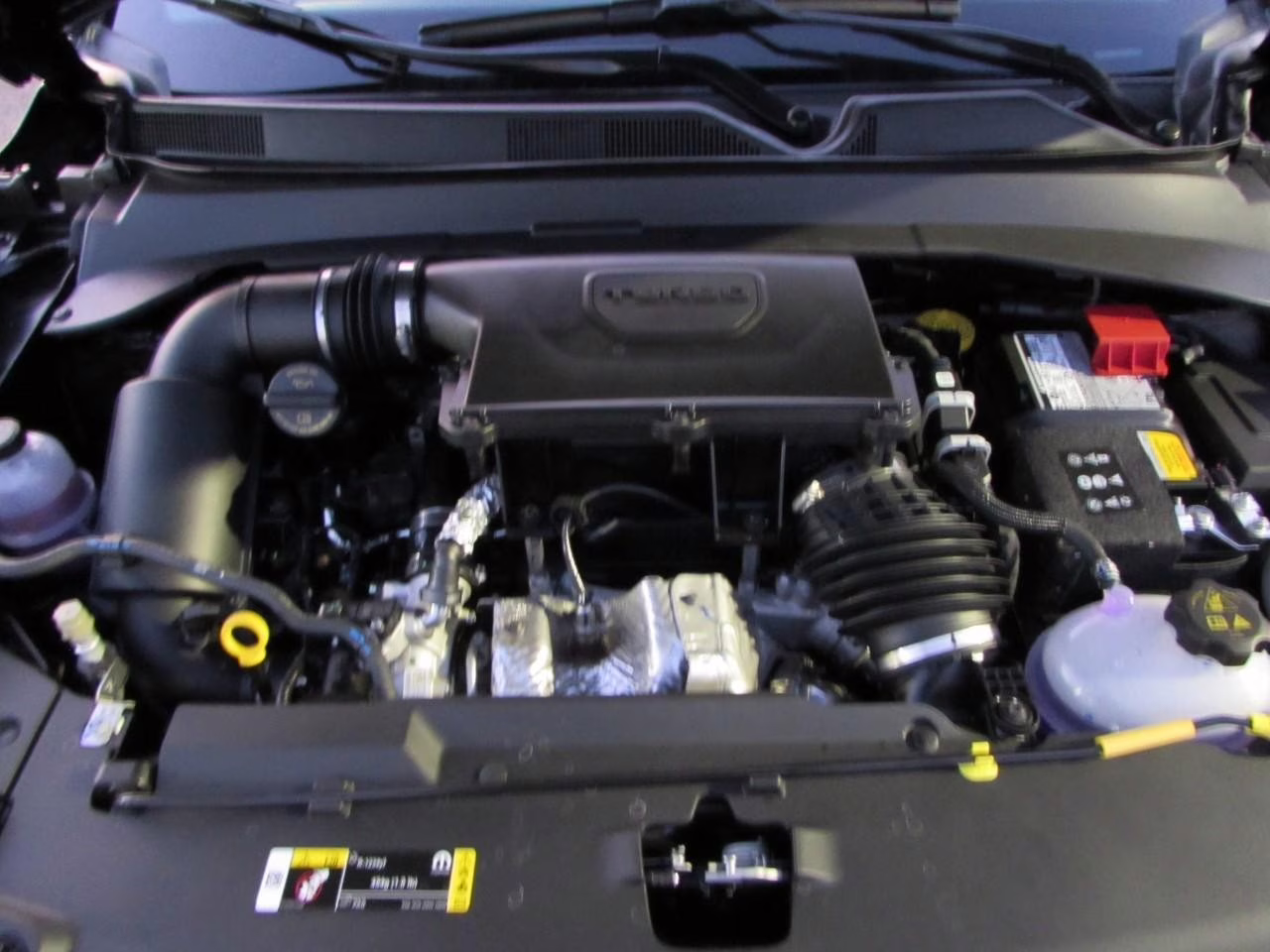 2026 Diamond Black Crystal Pearlcoat Jeep Compass Latitude 4X4 SUV