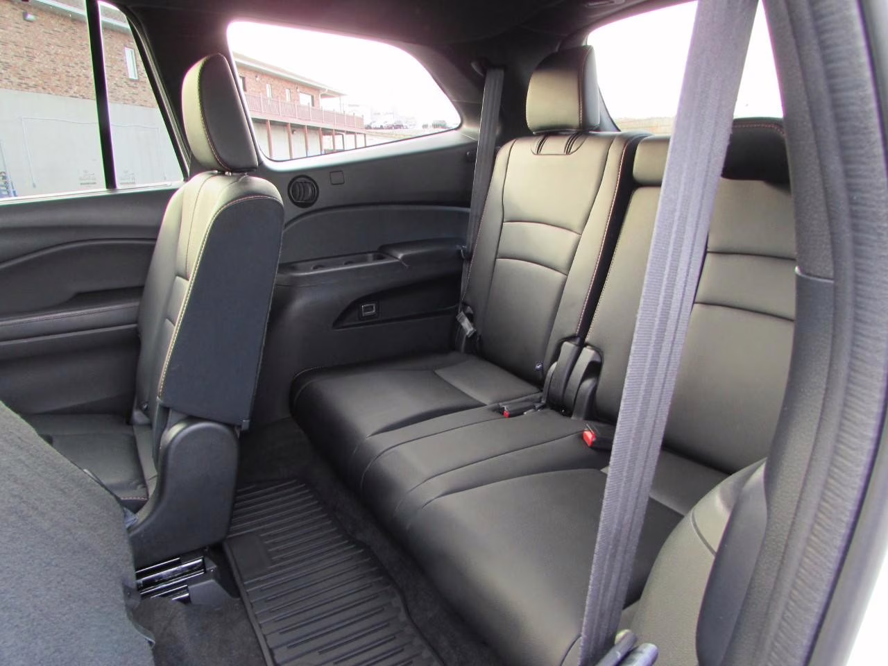 2022 Platinum White Pearl Honda Pilot TrailSport AWD SUV