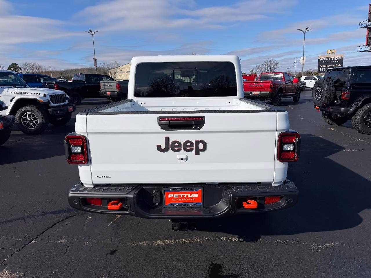 2026 Bright White Clearcoat Jeep Gladiator Mojave 4X4 Truck