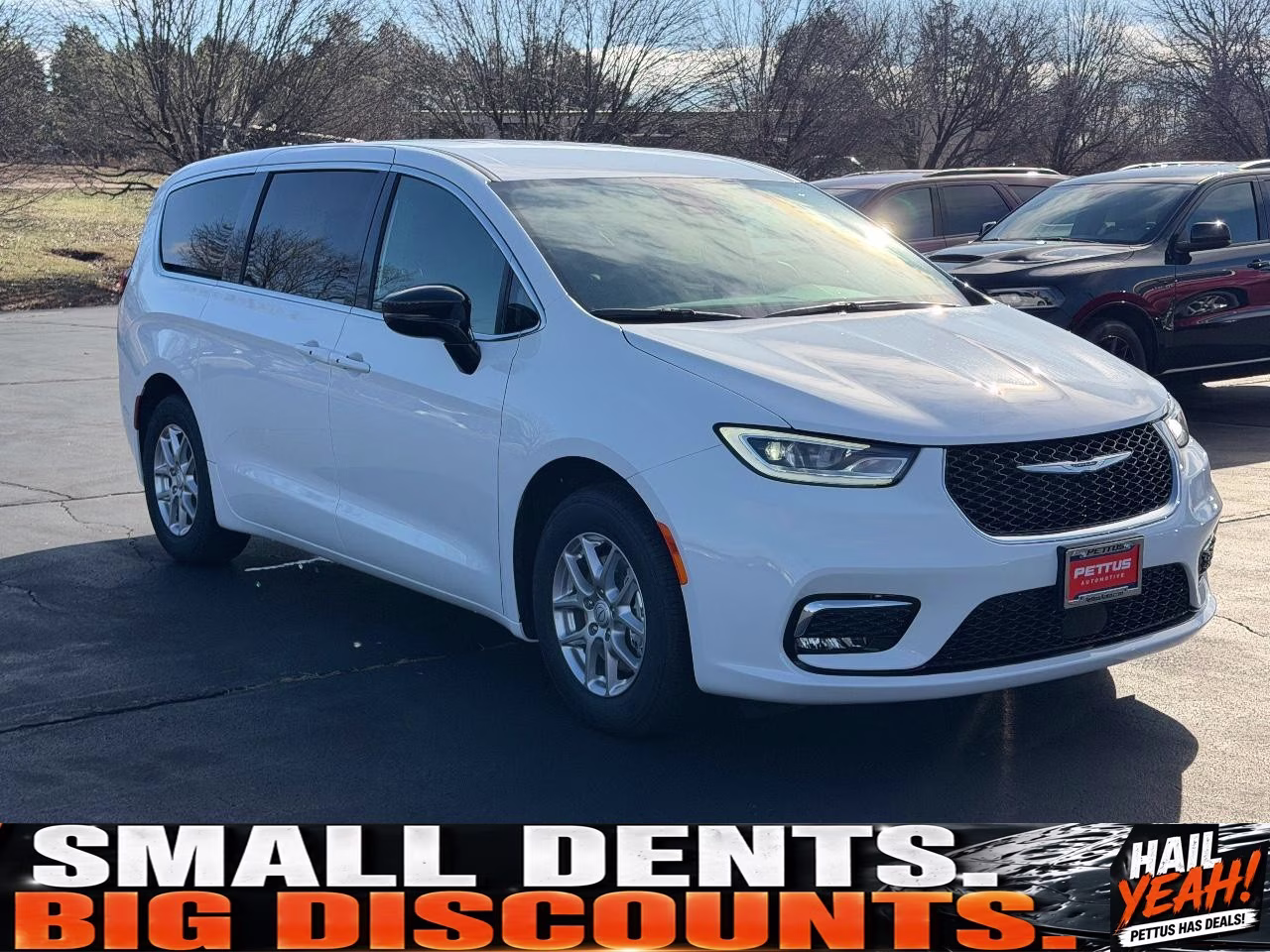 2026 Bright White Clearcoat Chrysler Pacifica Select FWD Van