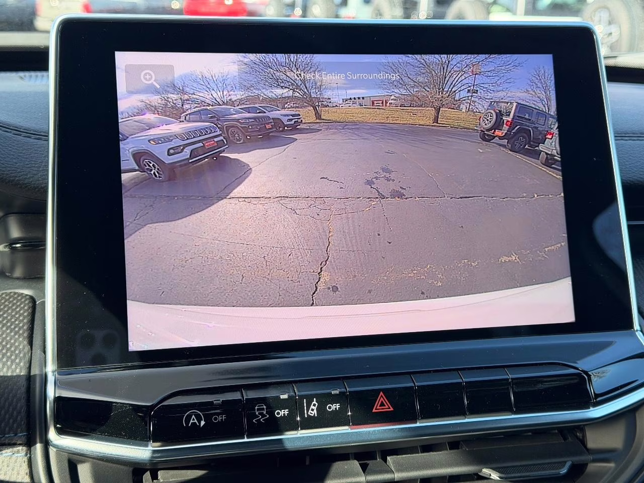 2026 Bright White Clearcoat Jeep Compass Latitude 4X4 SUV