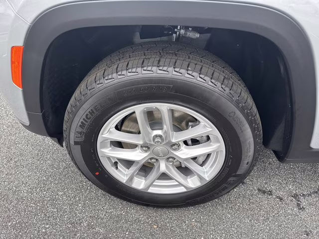 2025 Silver Zynith Jeep Grand Cherokee L Laredo X RWD SUV