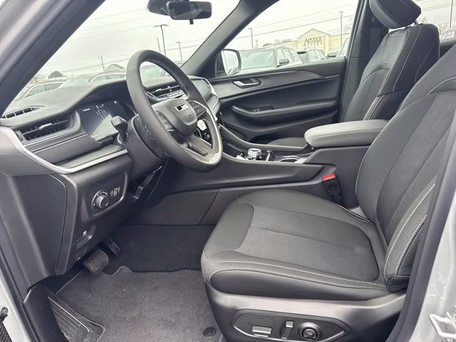 2025 Silver Zynith Jeep Grand Cherokee L Laredo X RWD SUV