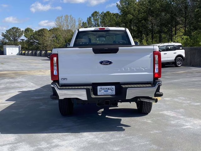 2026 Oxford White Ford Super Duty F-250 SRW XL 4X4 Truck