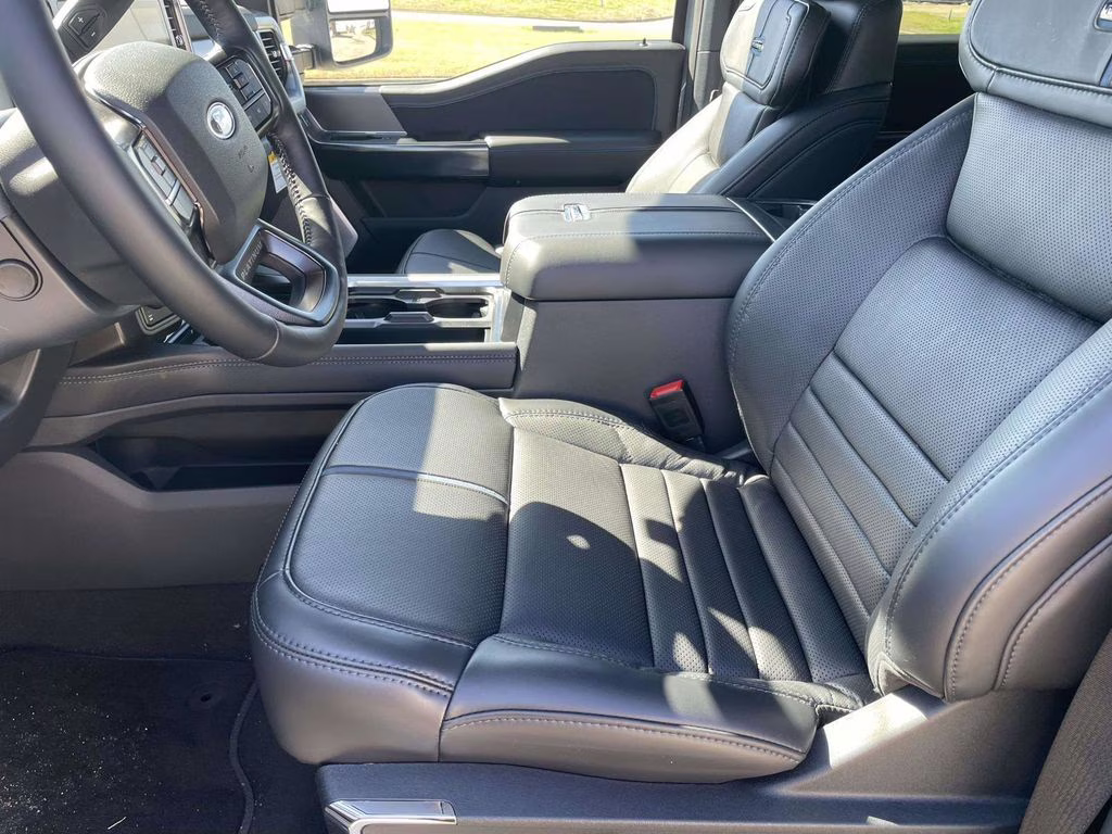 2026 Glacier Gray Metallic Tri-Coat Ford Super Duty F-250 SRW Platinum 4X4 Truck