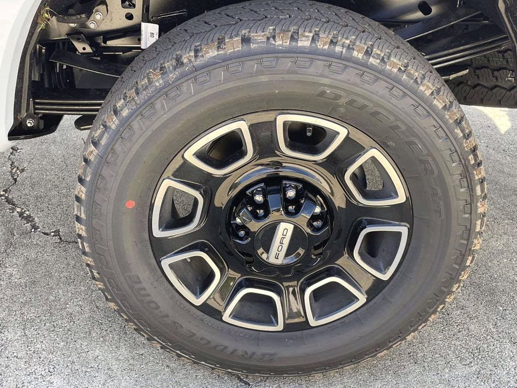 2026 Glacier Gray Metallic Tri-Coat Ford Super Duty F-250 SRW Platinum 4X4 Truck