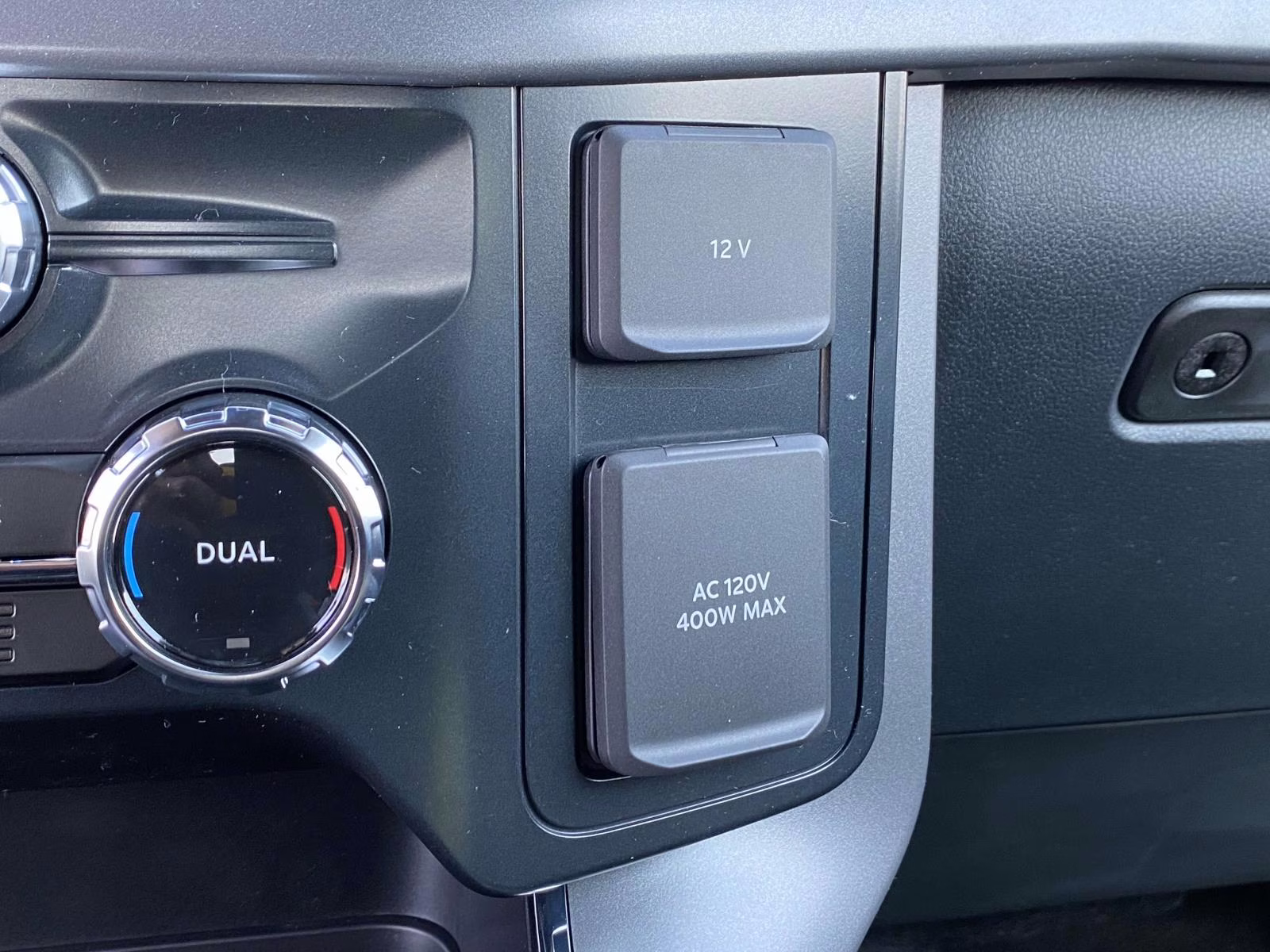 2026 Carbonized Gray Metallic Ford F-150 XLT 4X4 Truck