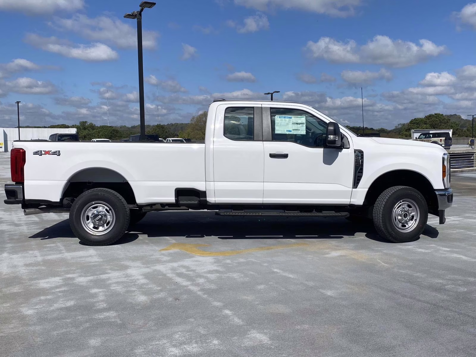2026 Oxford White Ford Super Duty F-250 SRW XL 4X4 Truck