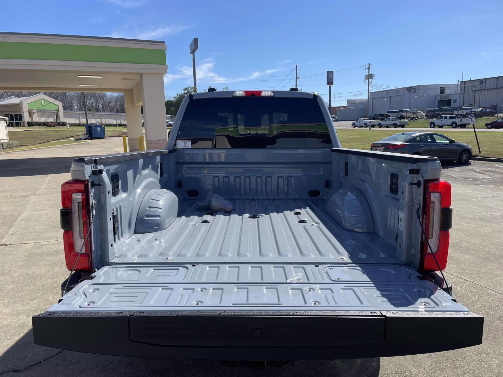 2026 Glacier Gray Metallic Tri-Coat Ford Super Duty F-250 SRW Platinum 4X4 Truck