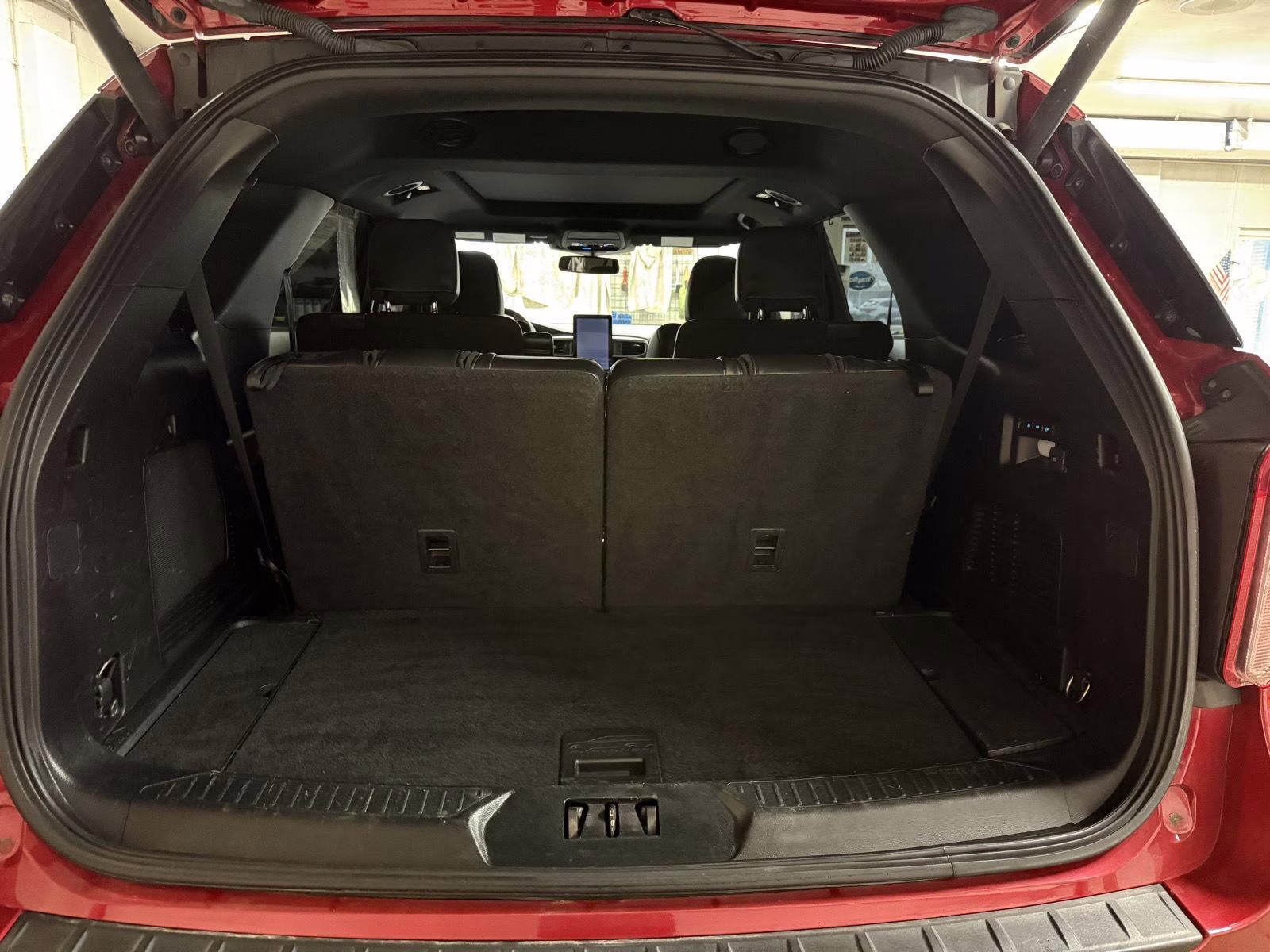 2021 Rapid Red Metallic Tinted Clearcoat Ford Explorer ST 4X4 SUV