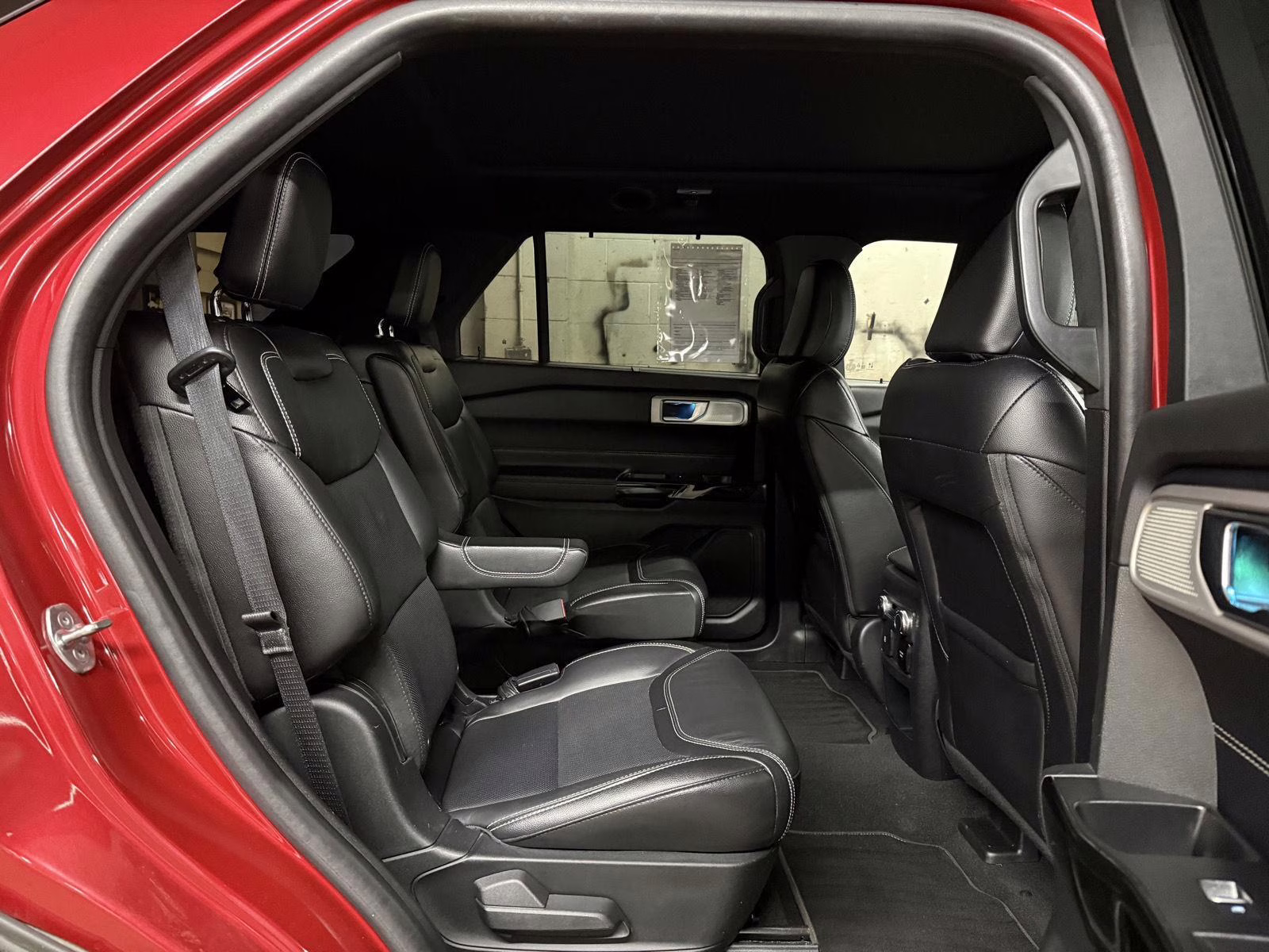 2021 Rapid Red Metallic Tinted Clearcoat Ford Explorer ST 4X4 SUV