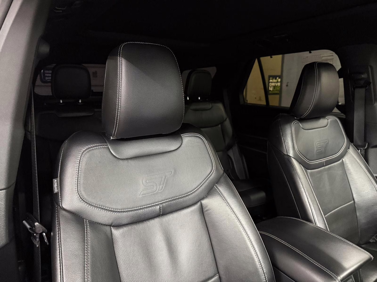 2021 Rapid Red Metallic Tinted Clearcoat Ford Explorer ST 4X4 SUV