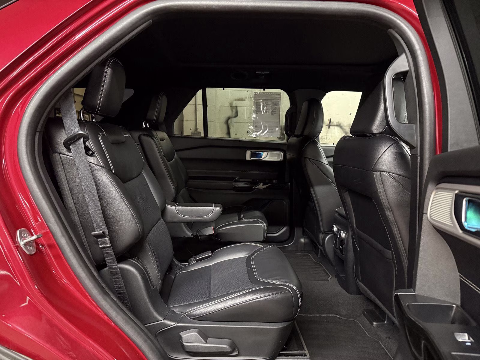 2021 Rapid Red Metallic Tinted Clearcoat Ford Explorer ST 4X4 SUV