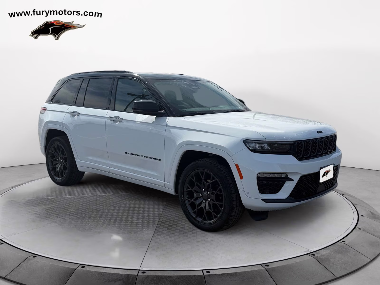 2025 Bright White Clearcoat Jeep Grand Cherokee Summit 4X4 SUV