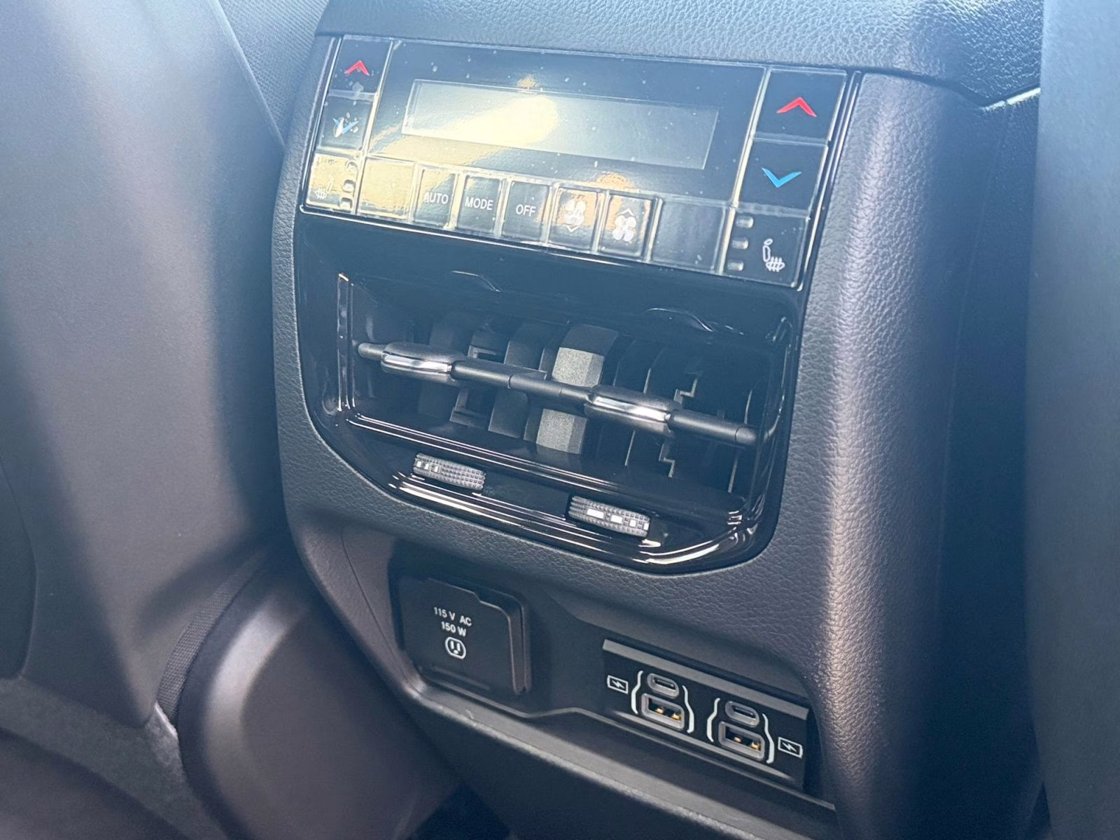 2025 Bright White Clearcoat Jeep Grand Cherokee Summit 4X4 SUV