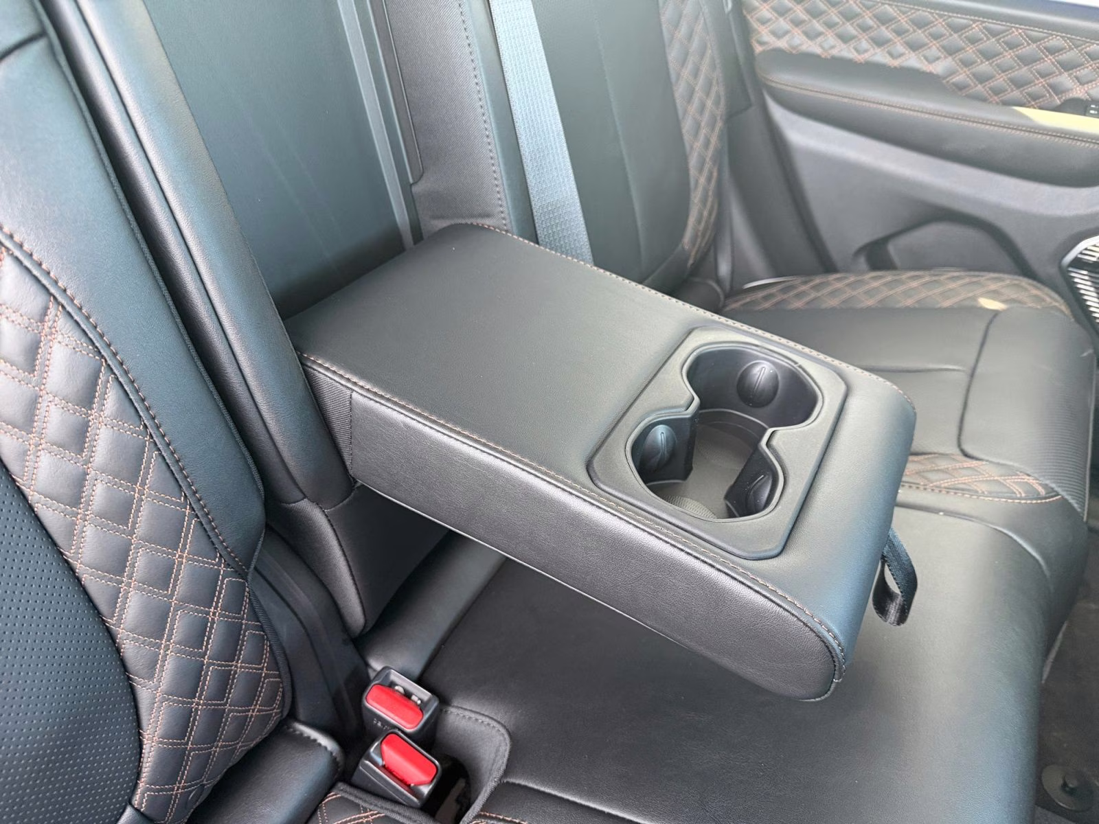 2025 Bright White Clearcoat Jeep Grand Cherokee Summit 4X4 SUV