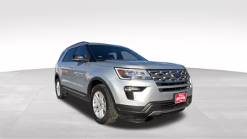 2018 Ingot Silver Ford Explorer XLT 4X4 SUV