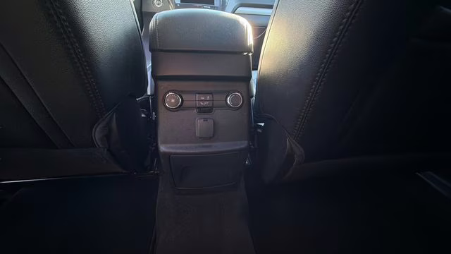 2018 Ingot Silver Ford Explorer XLT 4X4 SUV