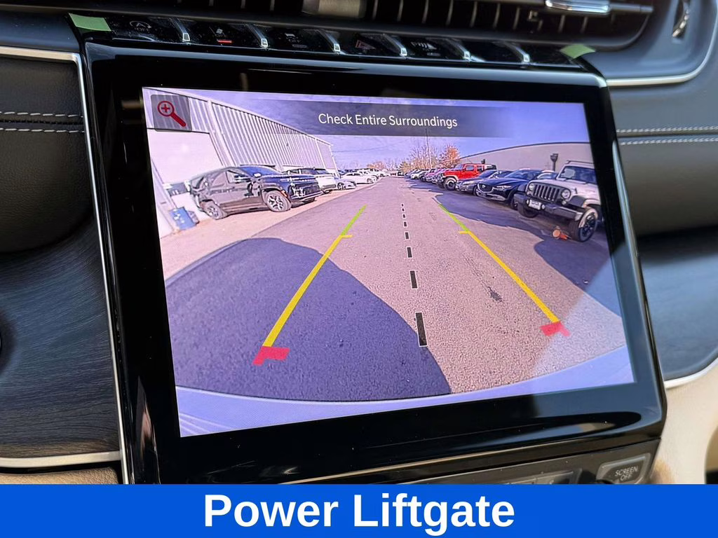 2025 Bright White Clearcoat Jeep Grand Cherokee Limited 4X4 SUV