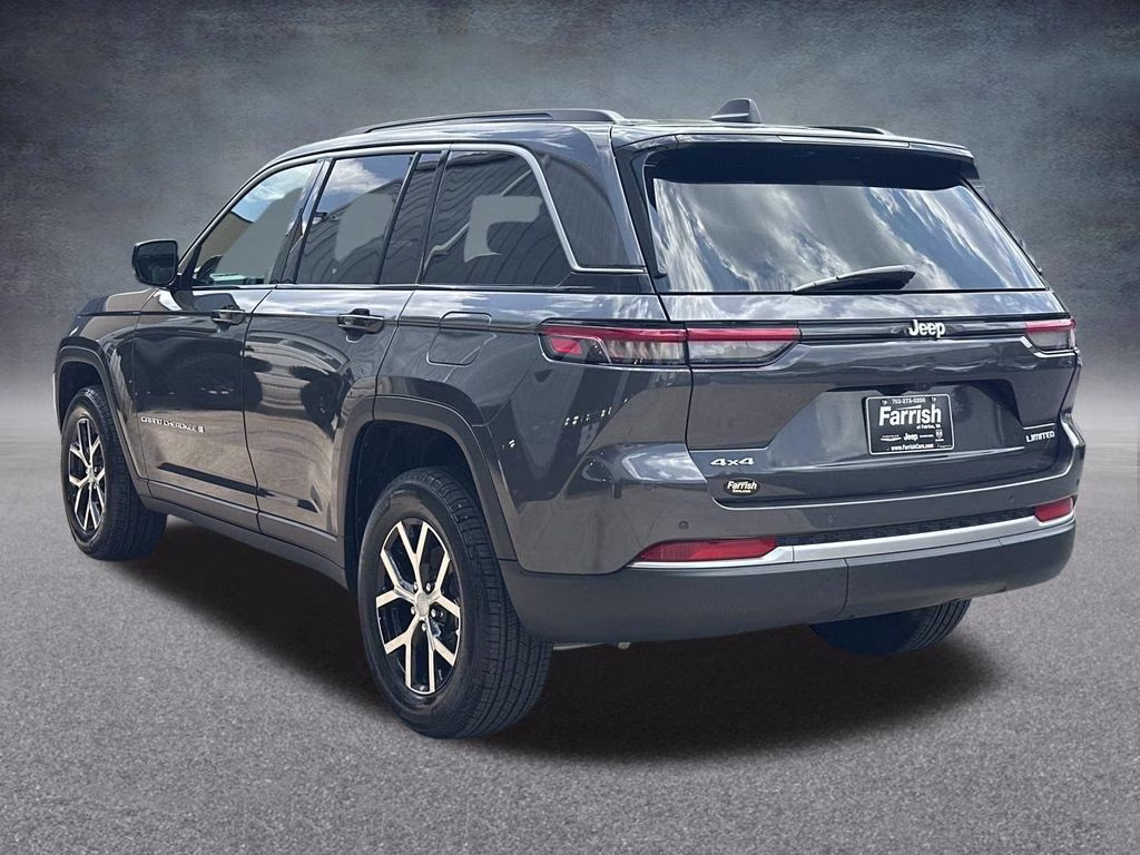 2026 Baltic Gray Metallic Clearcoat Jeep Grand Cherokee Limited 4X4 SUV