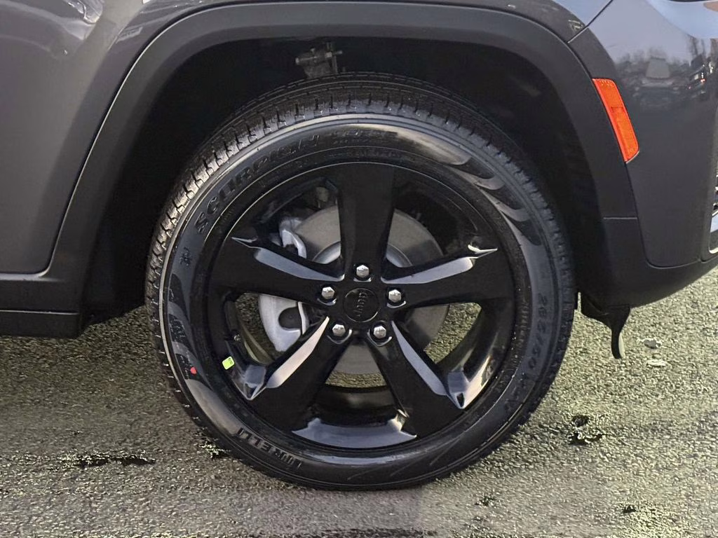 2026 Baltic Gray Metallic Clearcoat Jeep Grand Cherokee Limited 4X4 SUV