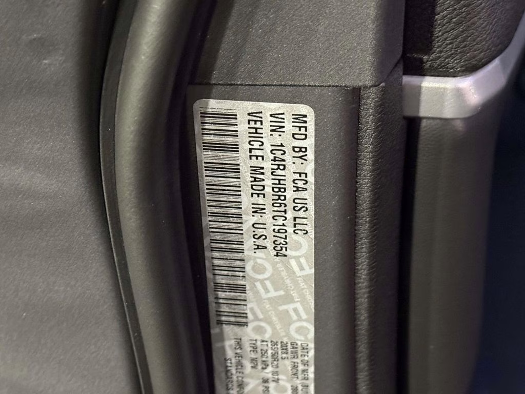 2026 Baltic Gray Metallic Clearcoat Jeep Grand Cherokee Limited 4X4 SUV