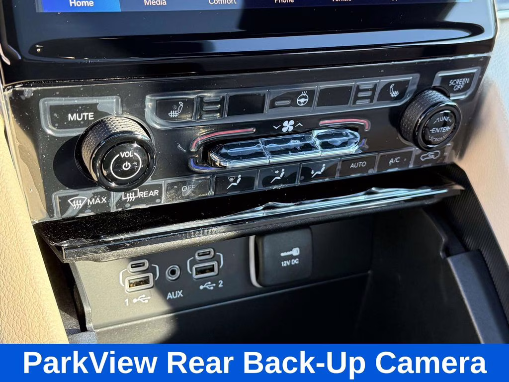 2025 Diamond Black Crystal Pearlcoat Jeep Grand Cherokee L Limited 4X4 SUV