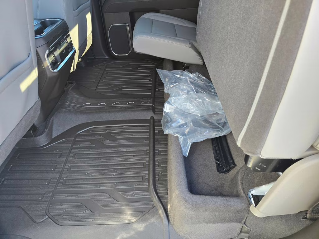 2026 Summit White GMC Sierra 1500 SLT 4X4 Truck