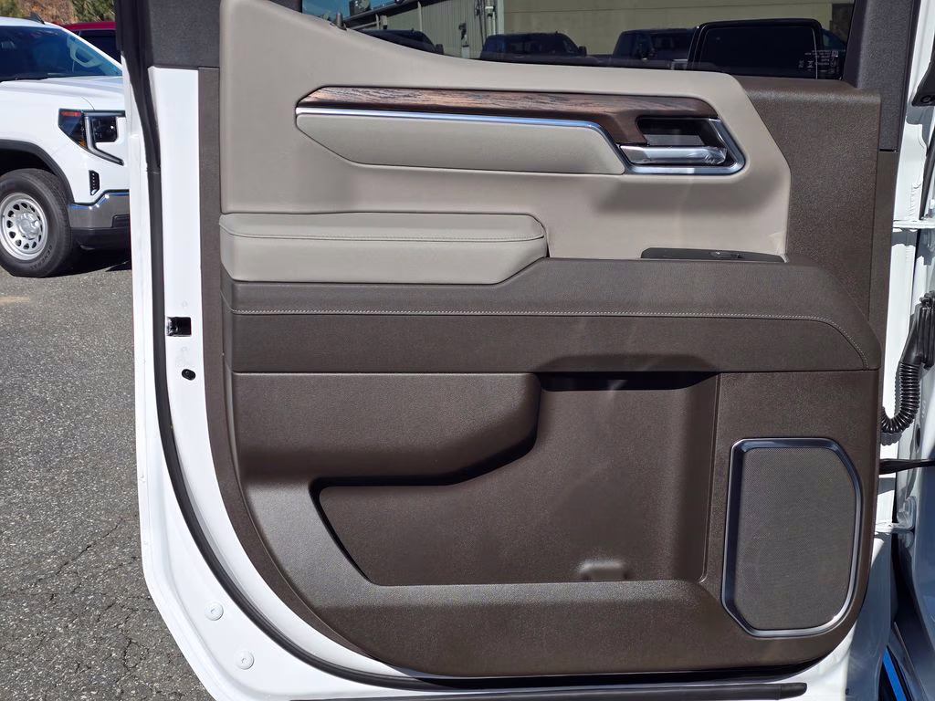 2026 Summit White GMC Sierra 1500 SLT 4X4 Truck