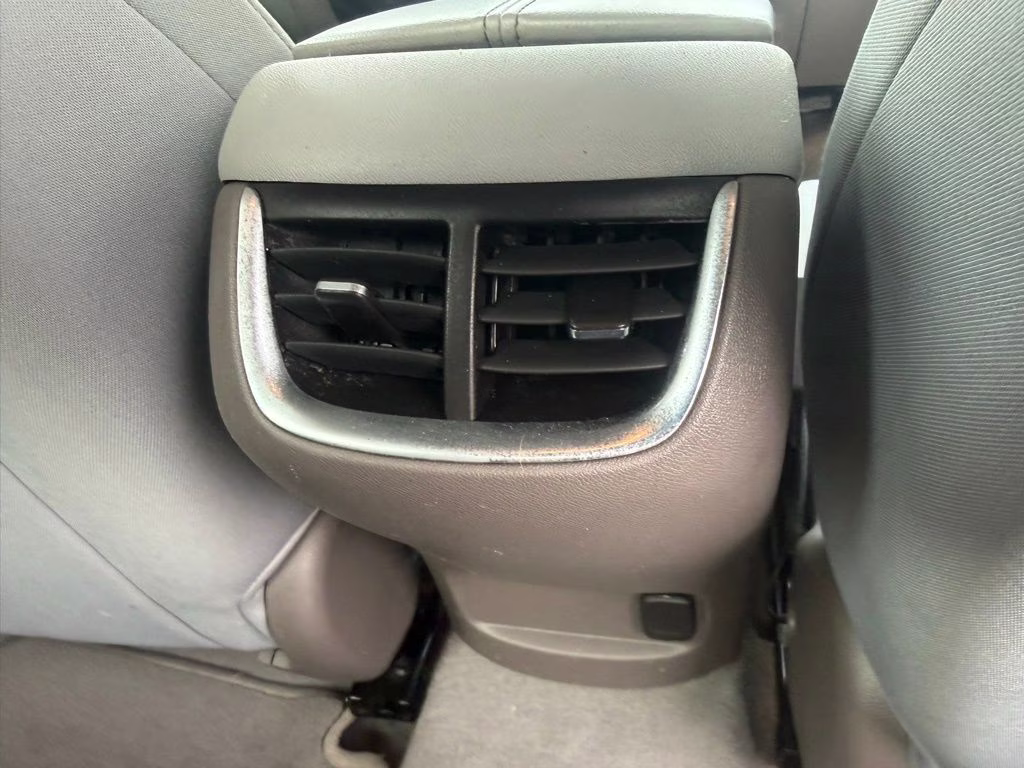 2022 Summit White Chevrolet Malibu LT FWD Sedan