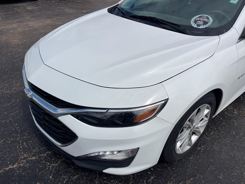 2022 Summit White Chevrolet Malibu LT FWD Sedan