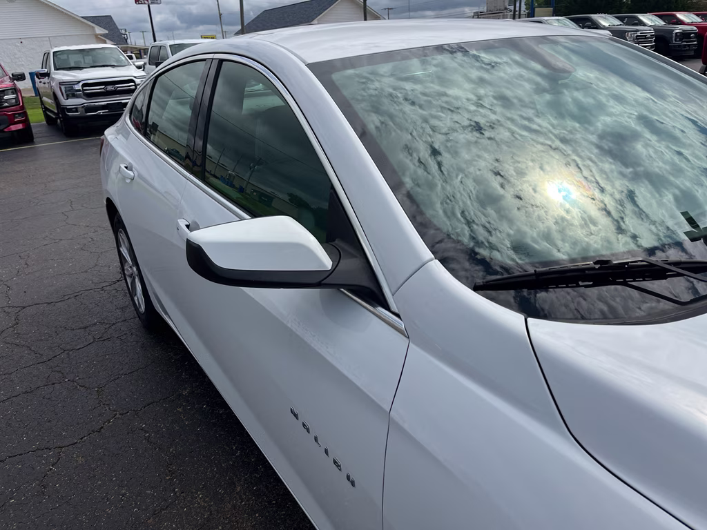 2022 Summit White Chevrolet Malibu LT FWD Sedan
