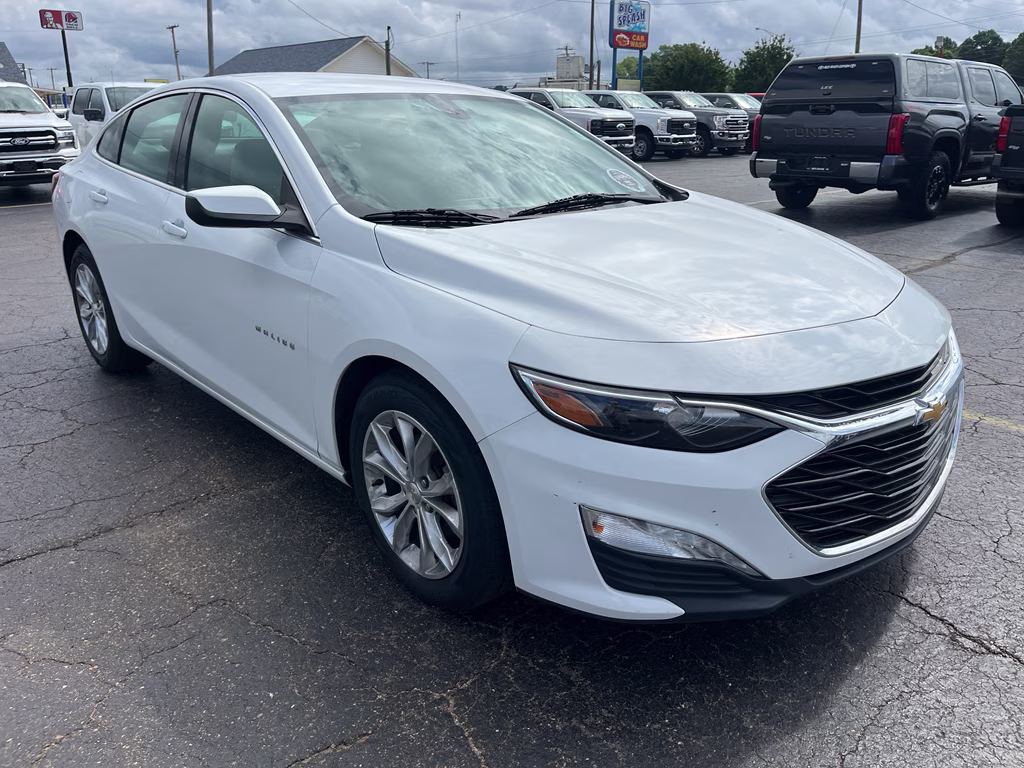 2022 Summit White Chevrolet Malibu LT FWD Sedan