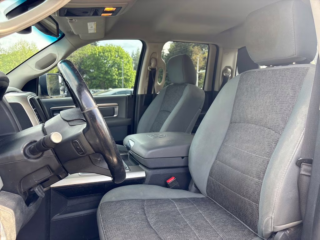 2014 True Blue Pearlcoat Ram 1500 Outdoorsman 4X4 Truck