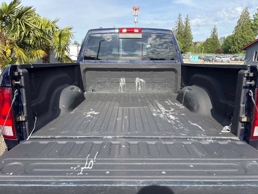 2014 True Blue Pearlcoat Ram 1500 Outdoorsman 4X4 Truck