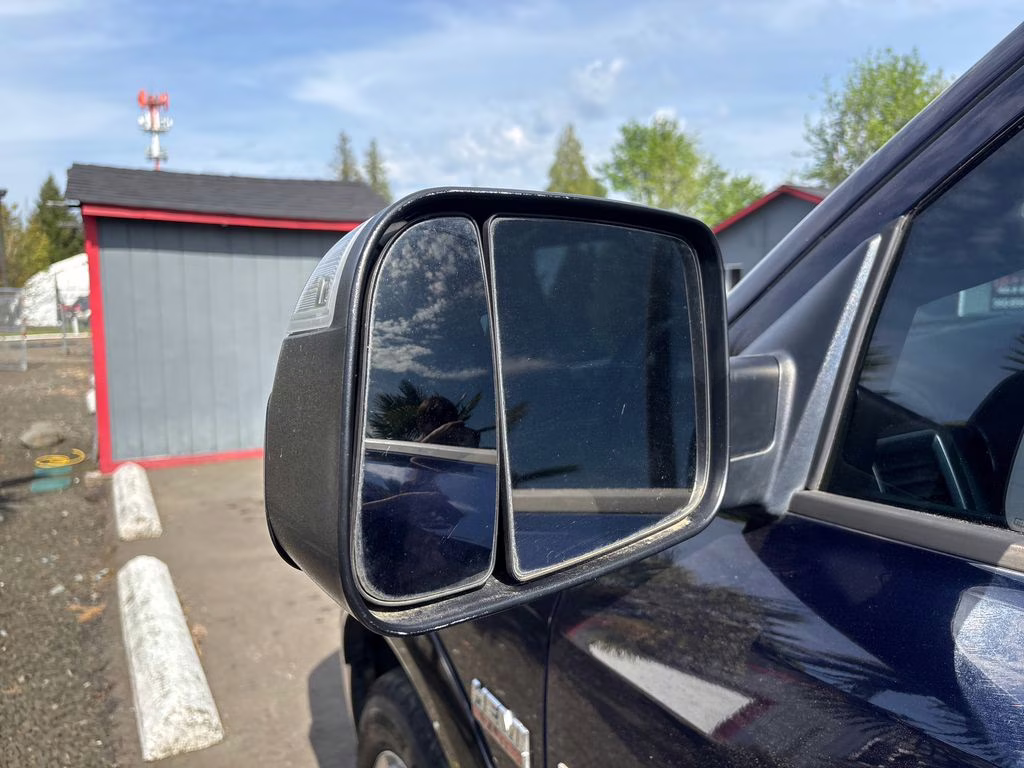 2014 True Blue Pearlcoat Ram 1500 Outdoorsman 4X4 Truck