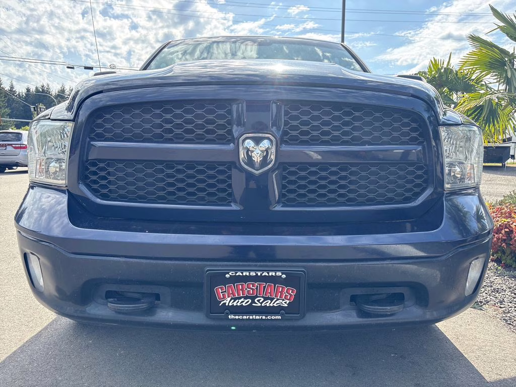 2014 True Blue Pearlcoat Ram 1500 Outdoorsman 4X4 Truck