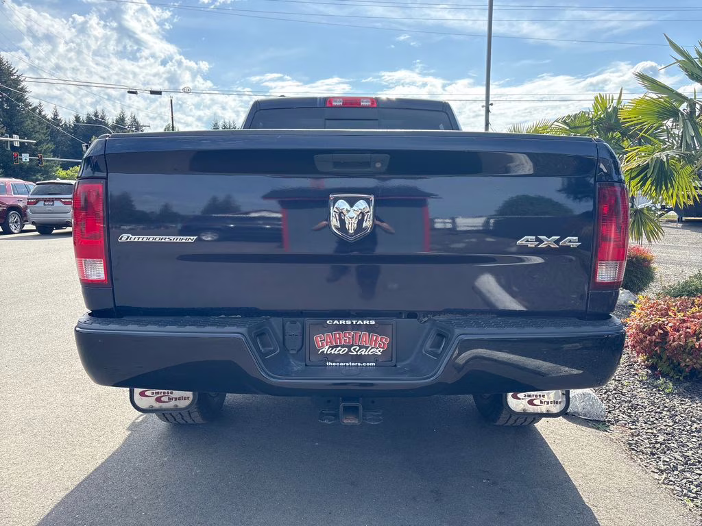 2014 True Blue Pearlcoat Ram 1500 Outdoorsman 4X4 Truck