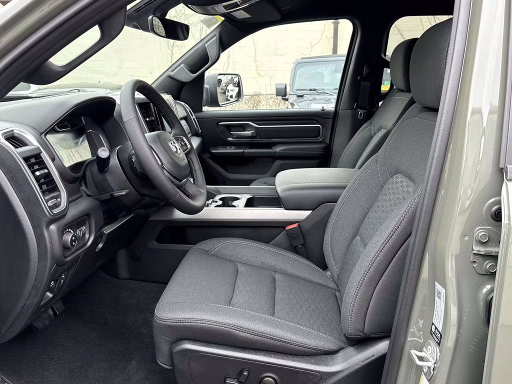 2026 Canyon Lake Ram 1500 Big Horn/Lone Star 4X4 Truck