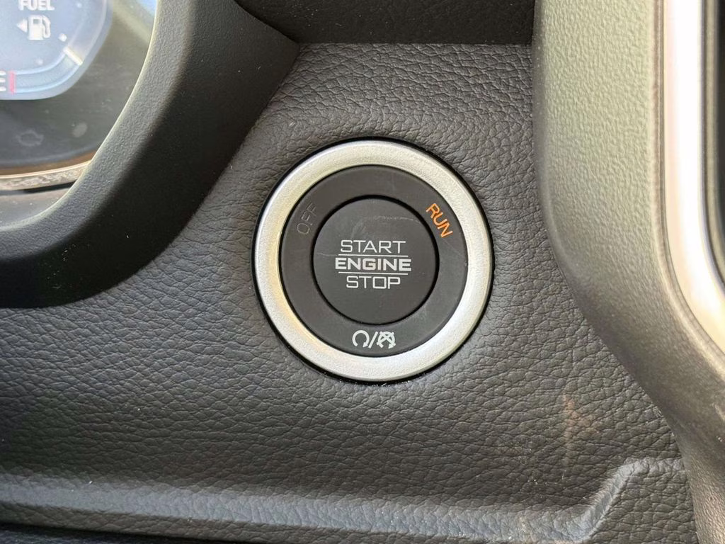 2026 Diamond Black Crystal Pearlcoat Ram 1500 Big Horn/Lone Star 4X4 Truck