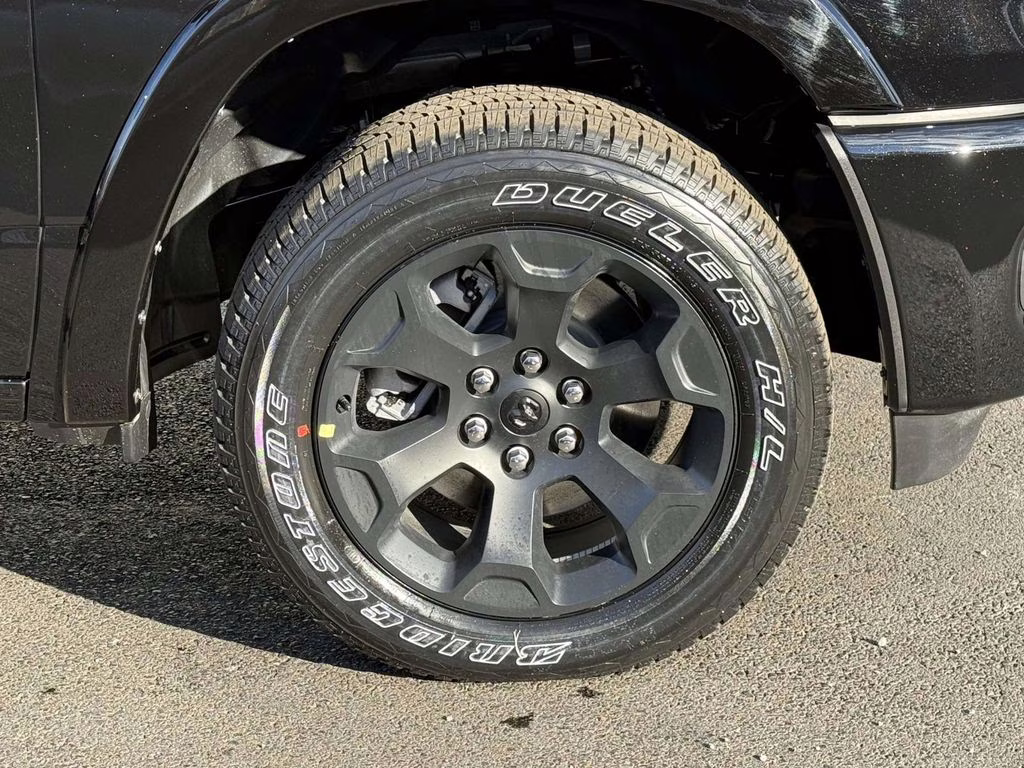 2026 Diamond Black Crystal Pearlcoat Ram 1500 Big Horn/Lone Star 4X4 Truck