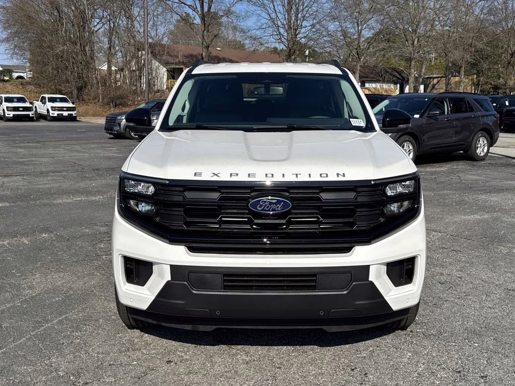 2026 White Metallic Ford Expedition Max Active RWD SUV